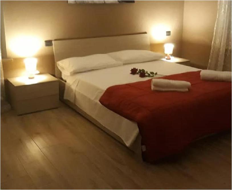 Hotel Elena 1 Self Check-In Парма Екстериор снимка